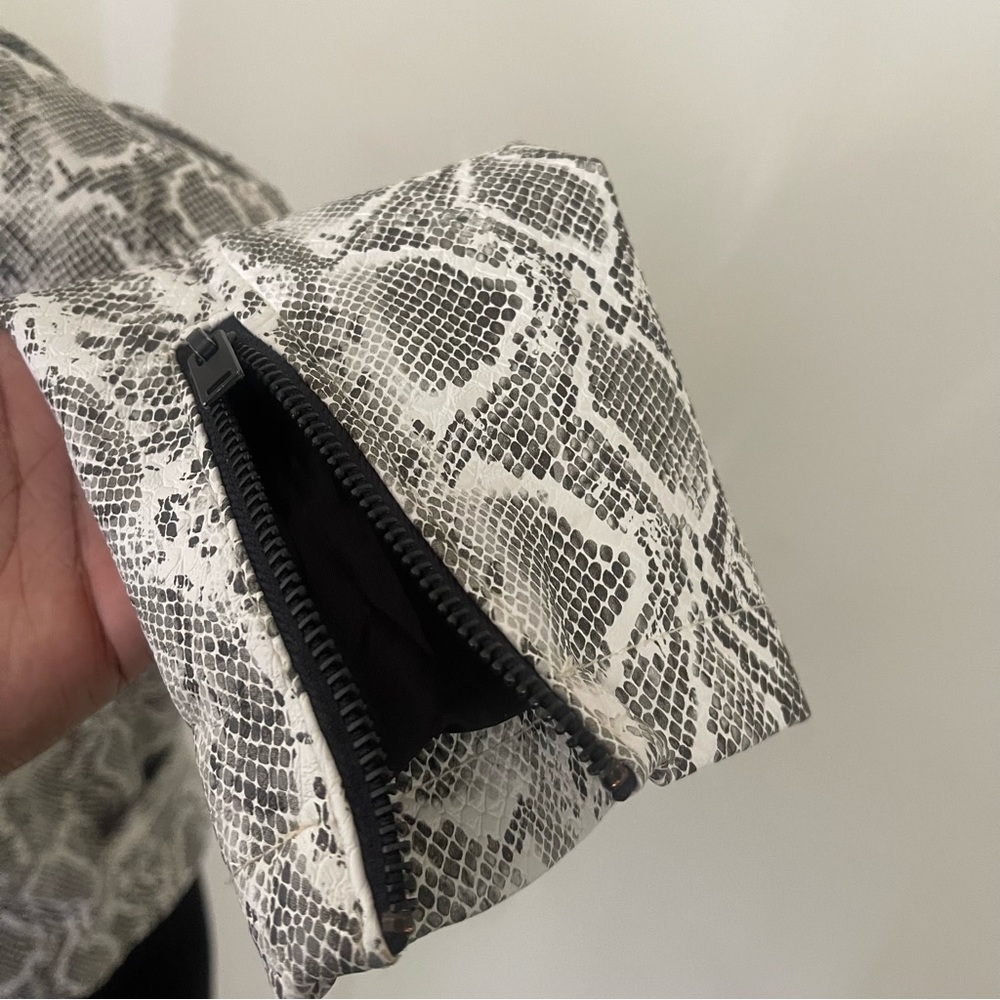 Snake print faux leather jacket - Picture 7 of 8